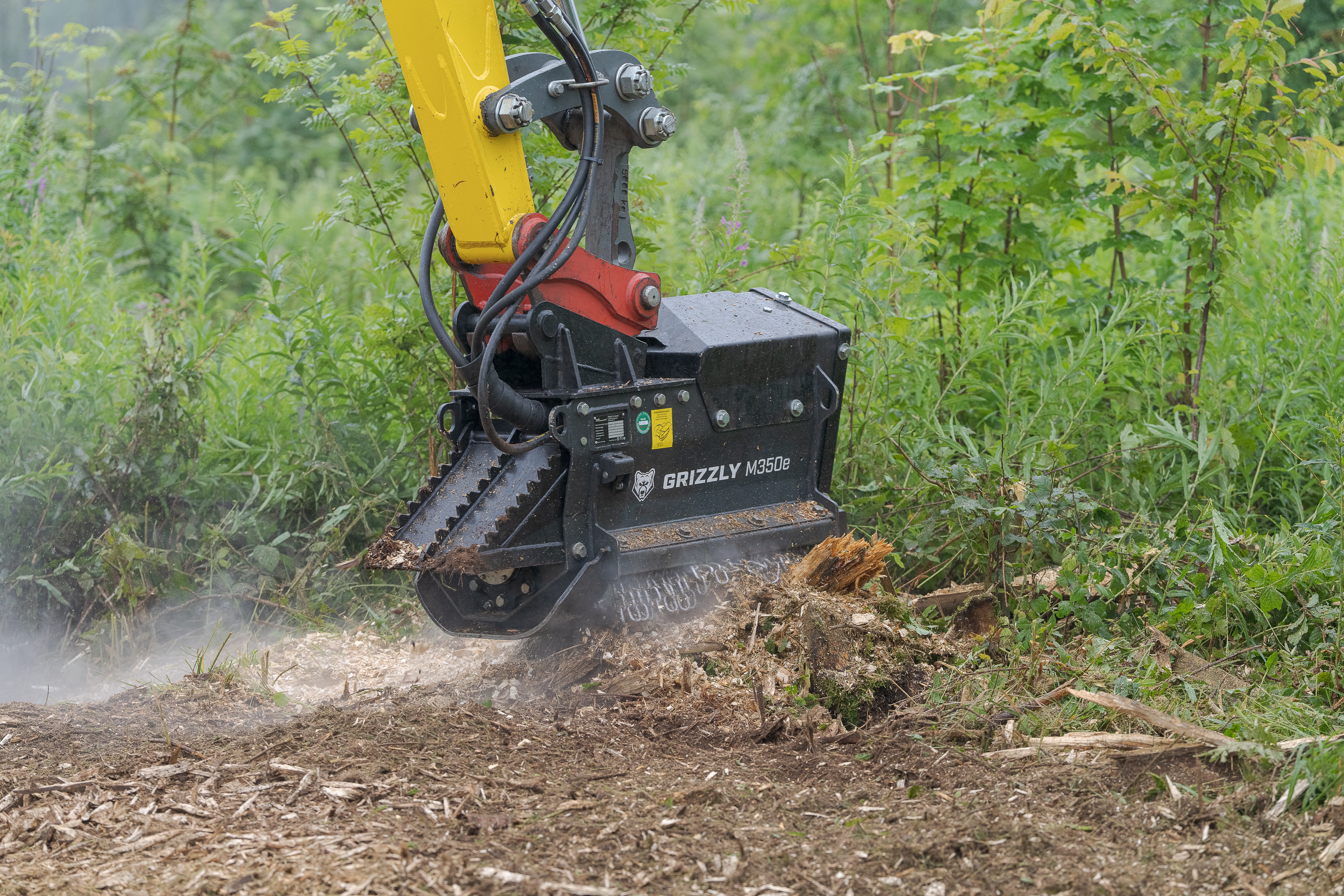 The NEW excavator mulcher - the Grizzly M350e The NEW excavator mulcher - the Grizzly M350e