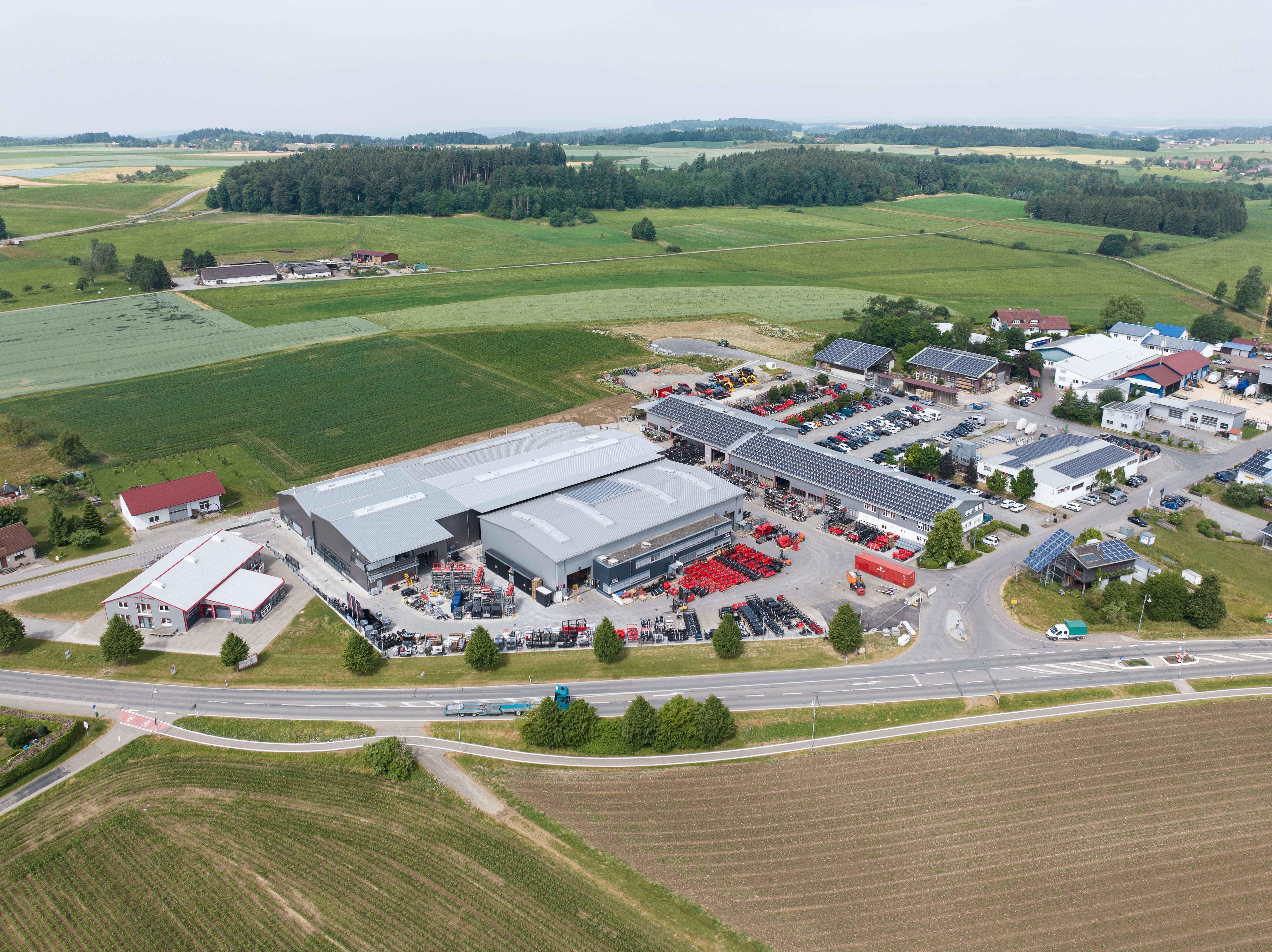 Prinoth expands production capacity and warehousing space